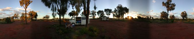 camping_near_ayers_rock